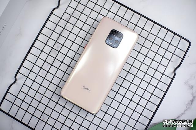 5G手機2299元上市，4520mAh+30倍變焦，網(wǎng)友：終于等到了