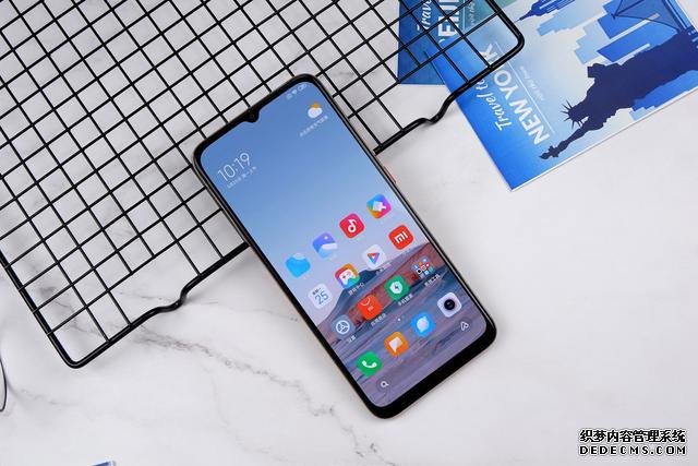 5G手機2299元上市，4520mAh+30倍變焦，網(wǎng)友：終于等到了