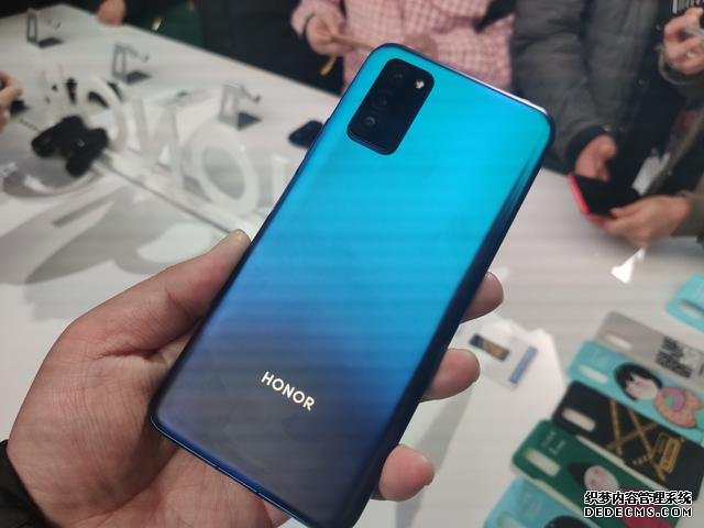 華為正式宣布nova6等5款機(jī)型升級(jí)EMUI10.1正式版，有你的手機(jī)嗎？