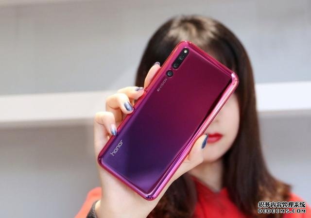 榮耀正式宣布V30等11款機型升級Magic UI 3.1，有你的手機嗎？
