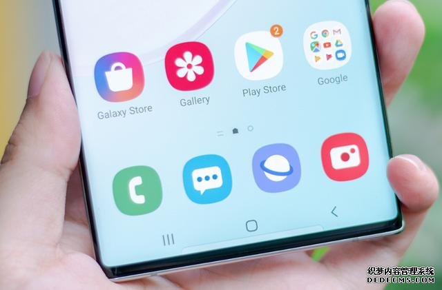 大降1700元，三星徹底妥協(xié)了，網(wǎng)友：不買iPhone11 Pro了