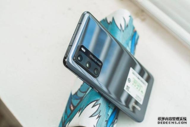 為什么我要建議你買華為P40 Pro，而不是已經(jīng)降價的Mate 30?