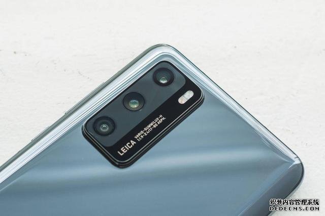 為什么我要建議你買華為P40 Pro，而不是已經(jīng)降價的Mate 30?