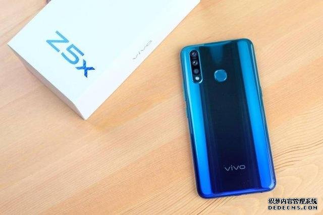 5000mAh+128G大運(yùn)存，這款中端旗艦僅售999元，太香了