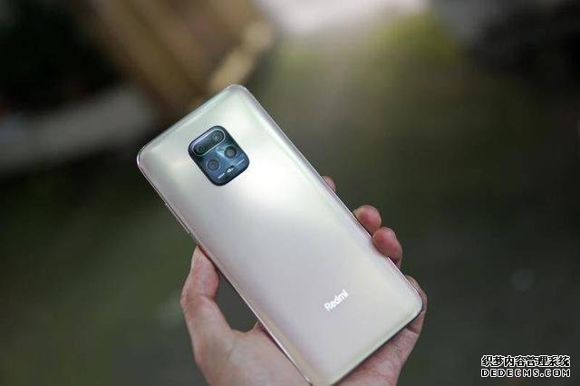 跑分41萬的旗艦5G新機(jī)，僅售1599元，上手實(shí)測(cè)到底值不值？