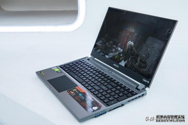 性能強(qiáng)悍為高階玩家而來 技嘉 AORUS 15G XB上手評(píng)測