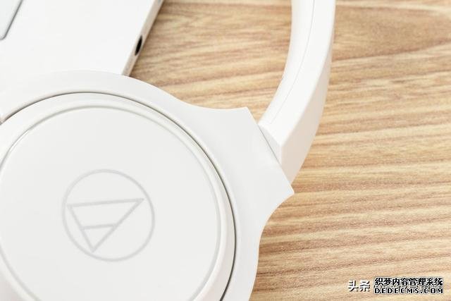 頭戴無線藍牙耳機 40小時超長續(xù)航是什么體驗？