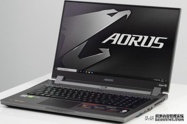 8核十代酷睿 大屏游戲本會(huì)更爽么 技嘉AORUS 17G XB評(píng)測(cè)