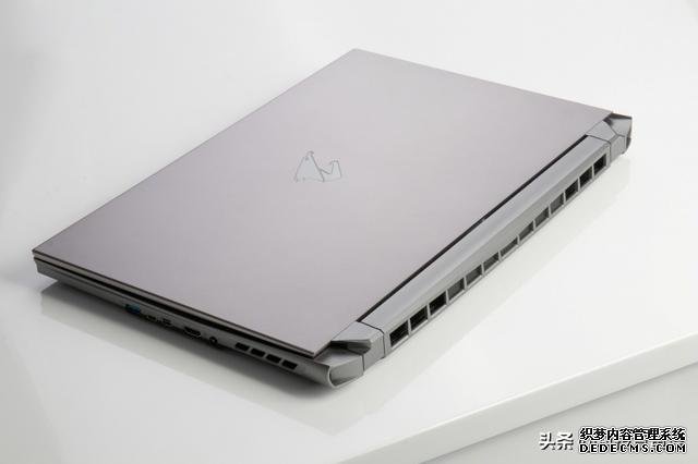 8核十代酷睿 大屏游戲本會(huì)更爽么 技嘉AORUS 17G XB評(píng)測(cè)