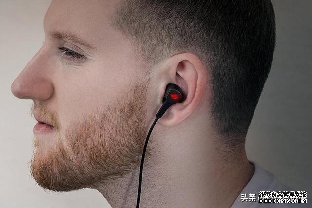 有了ROG Cetra降噪版，誰(shuí)也別想打擾我玩游戲