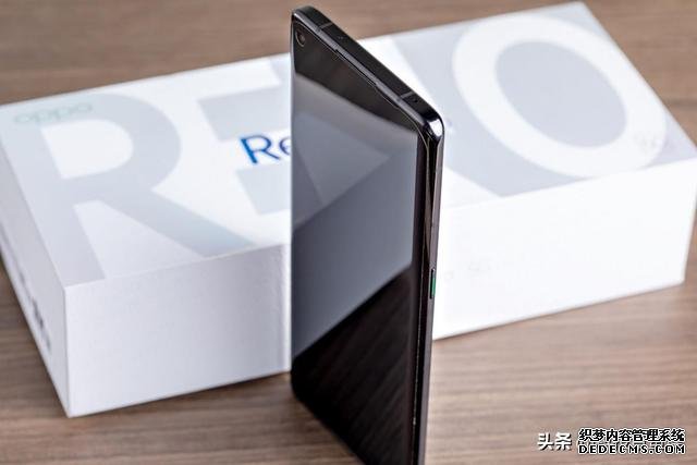 顏值派與紀(jì)實(shí)派的碰撞，OPPO Reno4 Pro 5G上手評(píng)測(cè)