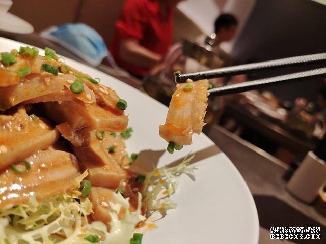 vivo X50 Pro正式發(fā)布！高顏值拍照旗艦就是這么豪橫，好看還好用