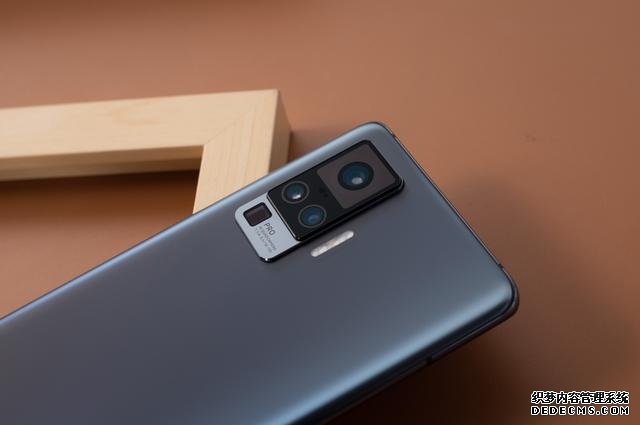 vivo X50 Pro正式發(fā)布！高顏值拍照旗艦就是這么豪橫，好看還好用