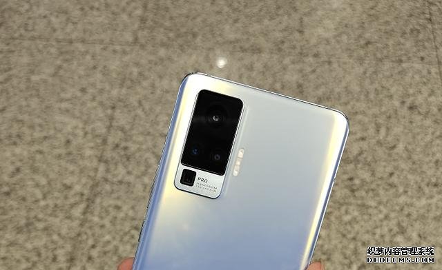 vivo X50 Pro夜拍體驗(yàn)如何？防抖給予雙重保障，效果屬實(shí)明顯