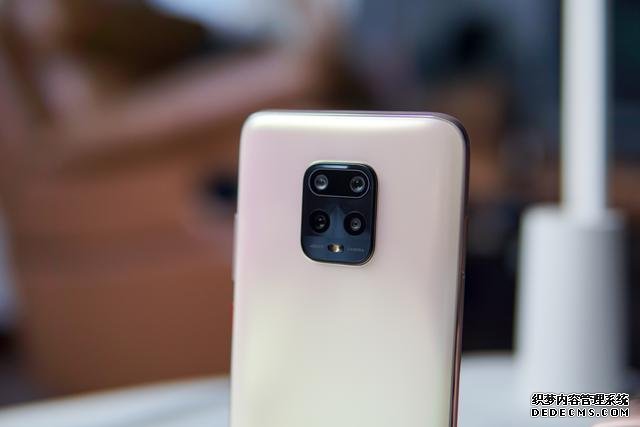 千元5G手機質(zhì)感怎么樣？Redmi 10X系列給你答案，真的很贊