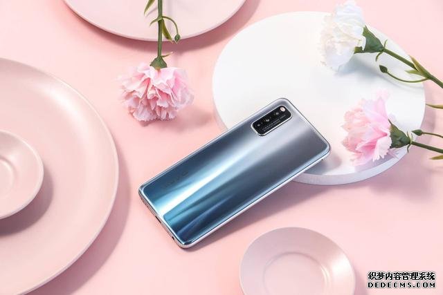 iQOO Z1、榮耀X10“掰頭”，優(yōu)勢不一，你“pick”誰？