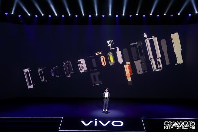 2020年的智能手機(jī)拍照新設(shè)計(jì)，就全看下半年了
