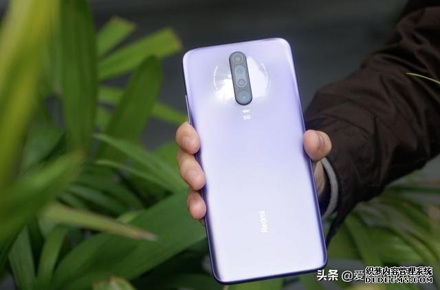 千元5G機皇，驍龍765G+120Hz+6400萬四攝僅1299，網(wǎng)友：雷軍良心