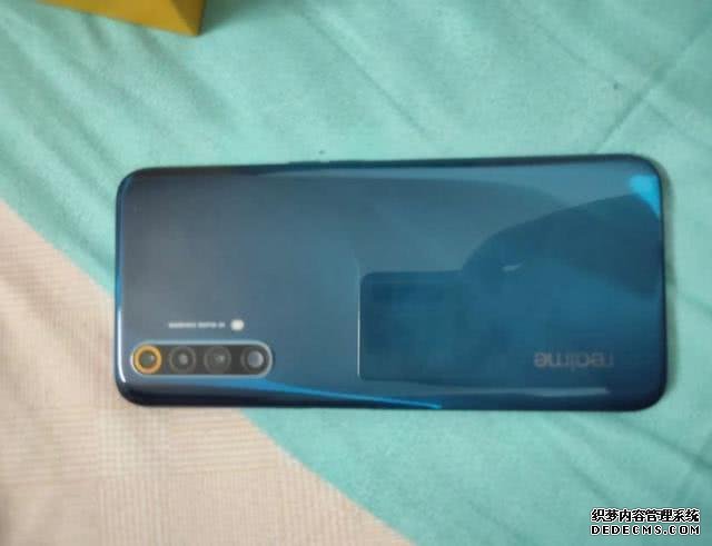 又一款雙模5G跌至1399元，120Hz屏＋6400萬四攝，楊紫代言