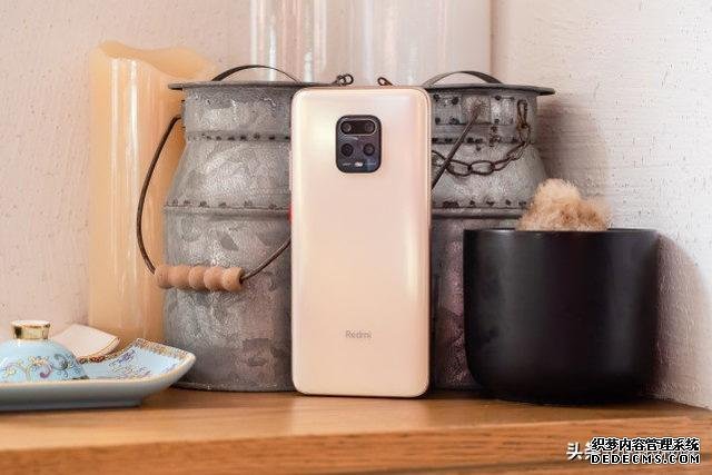 公認(rèn)最適合學(xué)生入手的手機(jī)，榮耀第一，小米僅第排三！vivo也上榜