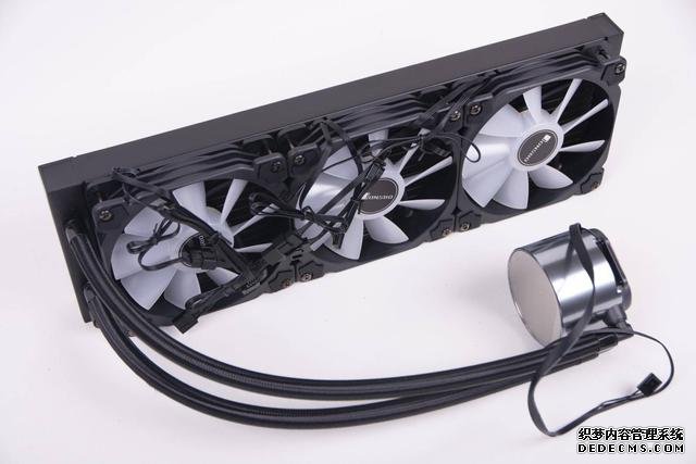 三角形電腦機(jī)箱刷新外觀認(rèn)知，價(jià)格成錢包天敵，另類裝機(jī)作業(yè)分享