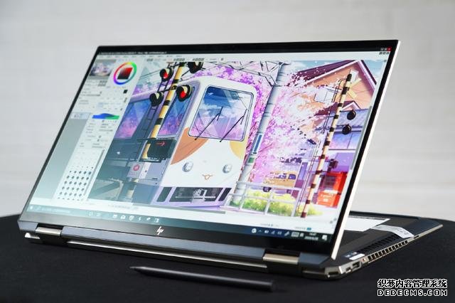 輕薄變形本下的“金屬暴力美學(xué)”惠普Spectre x360 15筆記本評測