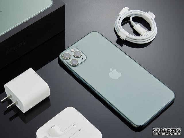 換電池還是換iphone9？399美元的A13，后置單攝+老款蘋(píng)果零部件
