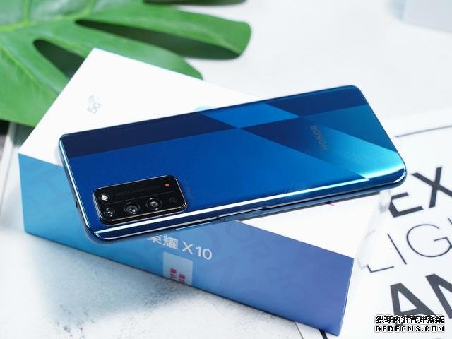 “重度”使用榮耀X10一個(gè)月，有些話不吐不快