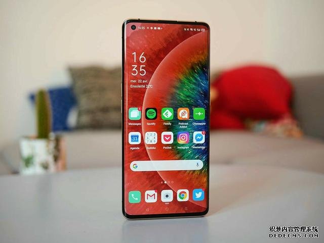 一個(gè)好消息，劉作虎緊急回歸OPPO，一個(gè)壞消息，一加手機(jī)依然小眾