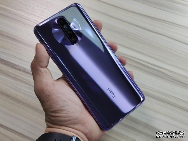 小米離職高管怒懟盧偉冰：脫離市場需求太傲慢，造成K30驚天巨虧