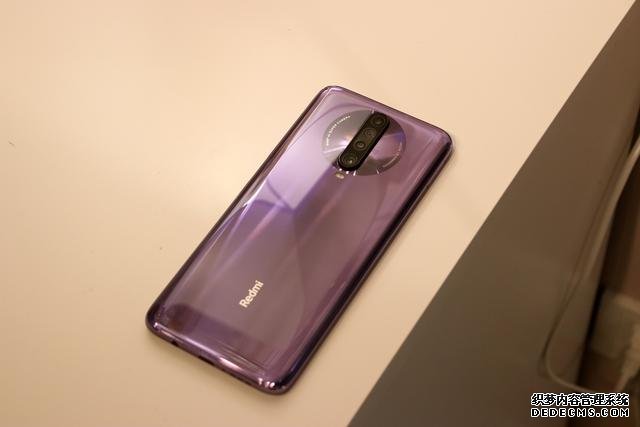 8+256GB華為老旗艦降至1999，對(duì)比6+128GB 5G新機(jī)，你會(huì)怎么選？