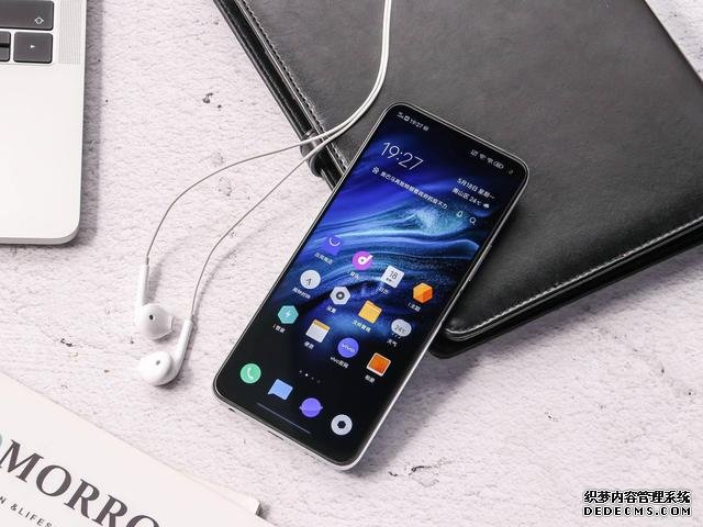 三千以內(nèi)最值的三款5G旗艦：最低1998，618性價(jià)比旗艦的最好選擇