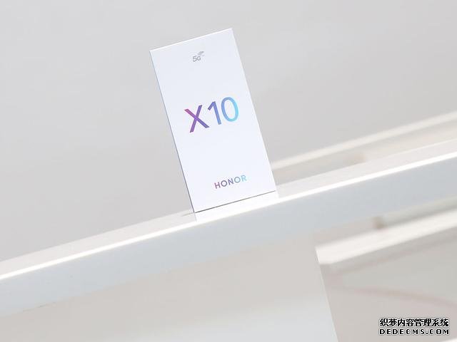 中端機(jī)最強(qiáng)拍照+最強(qiáng)5G+最高顏值，“超級(jí)水桶機(jī)”今年又火了