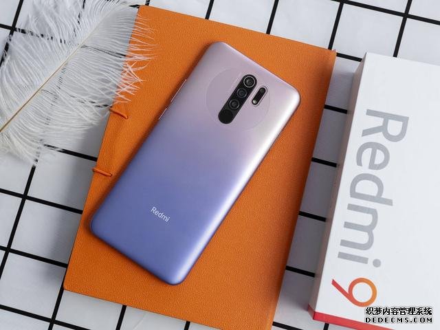 5020mAH+快充，小米128GB四攝千元機(jī)已降至899，已從一般變真香