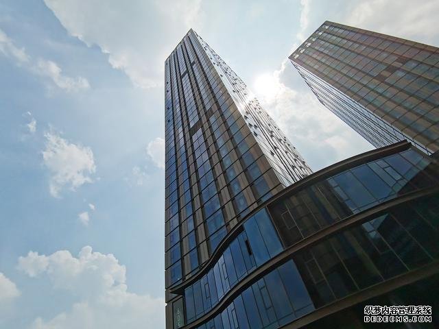 華為P40夏日實(shí)拍體驗(yàn)：色彩更加真實(shí)，低ISO下噪聲更少