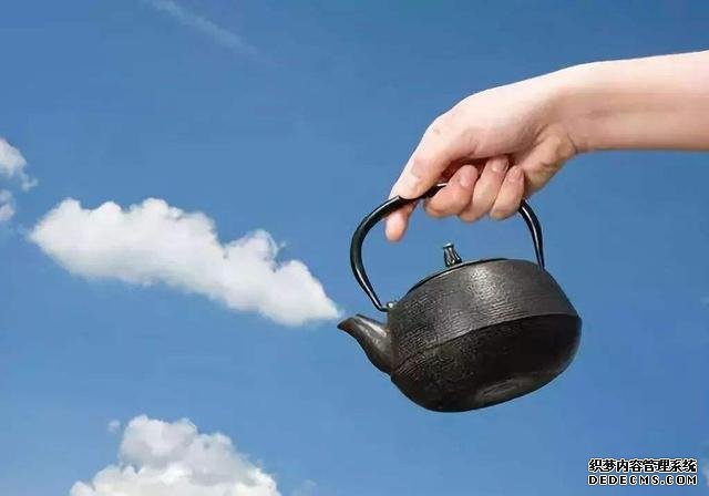 千滾水和隔夜水會(huì)致癌嗎？聽聽專家的意見吧