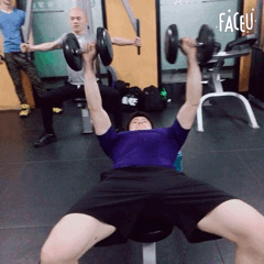 不去健身房，怎么練出一身肌肉？附：一周4練健身動圖