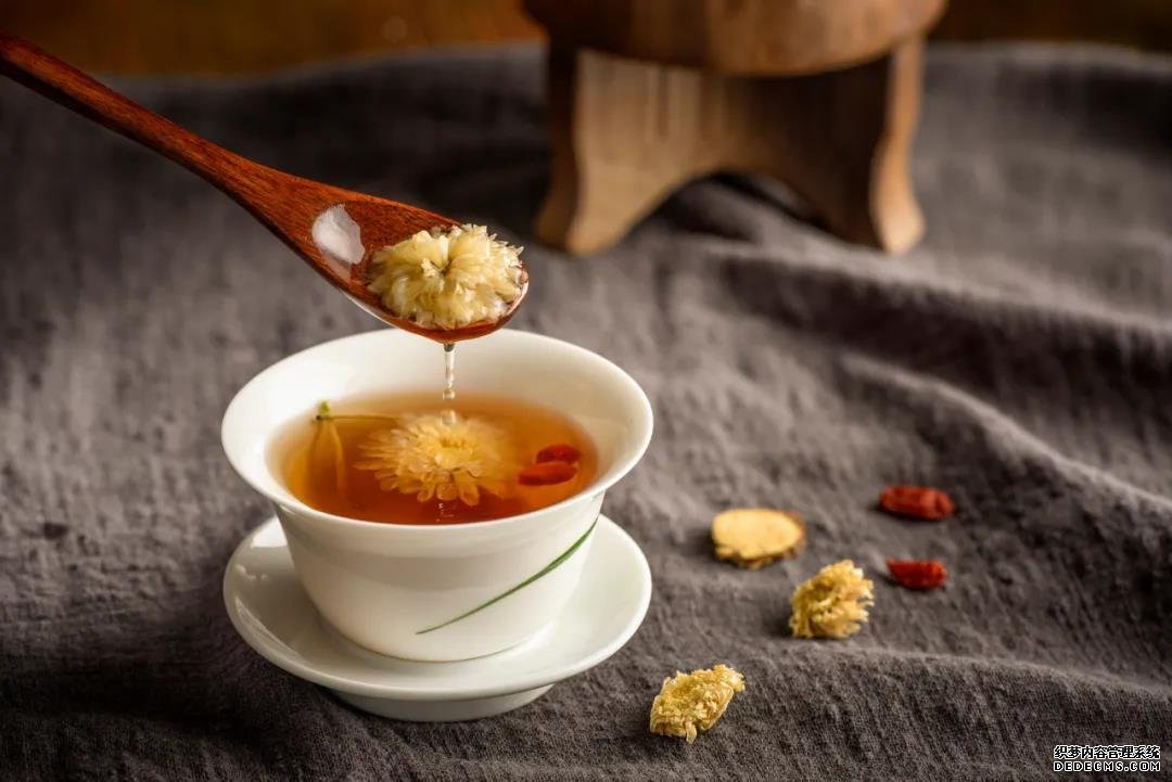 嘴角起泡、嗓子干痛冬季干燥易上火 這幾個食療方辨證去火超管用
