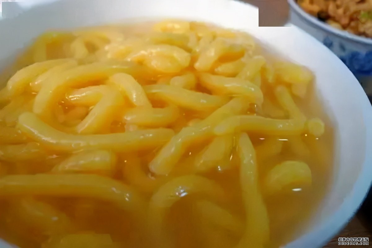 這些食物吃起來有風(fēng)險，一定要當(dāng)心。
